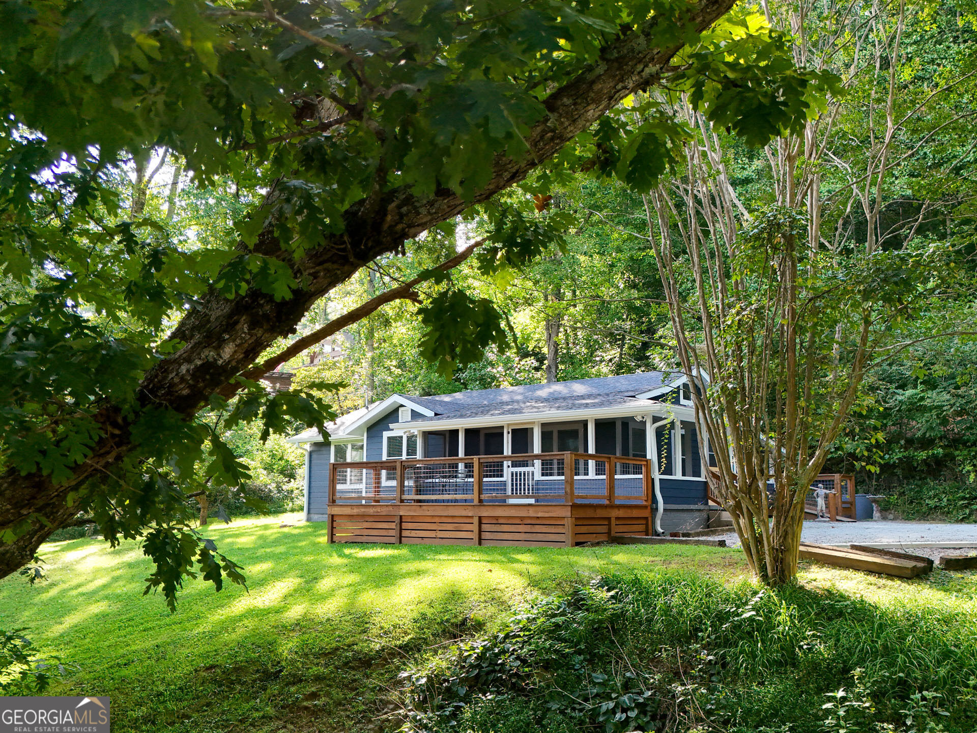 5093 Wolffork Road Property Photo 1