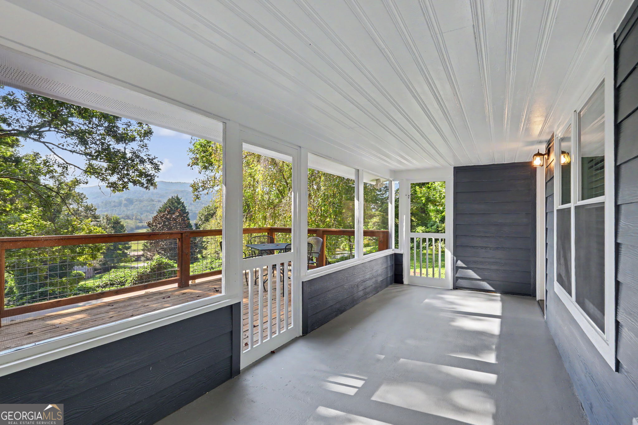 5093 Wolffork Road Property Photo 6
