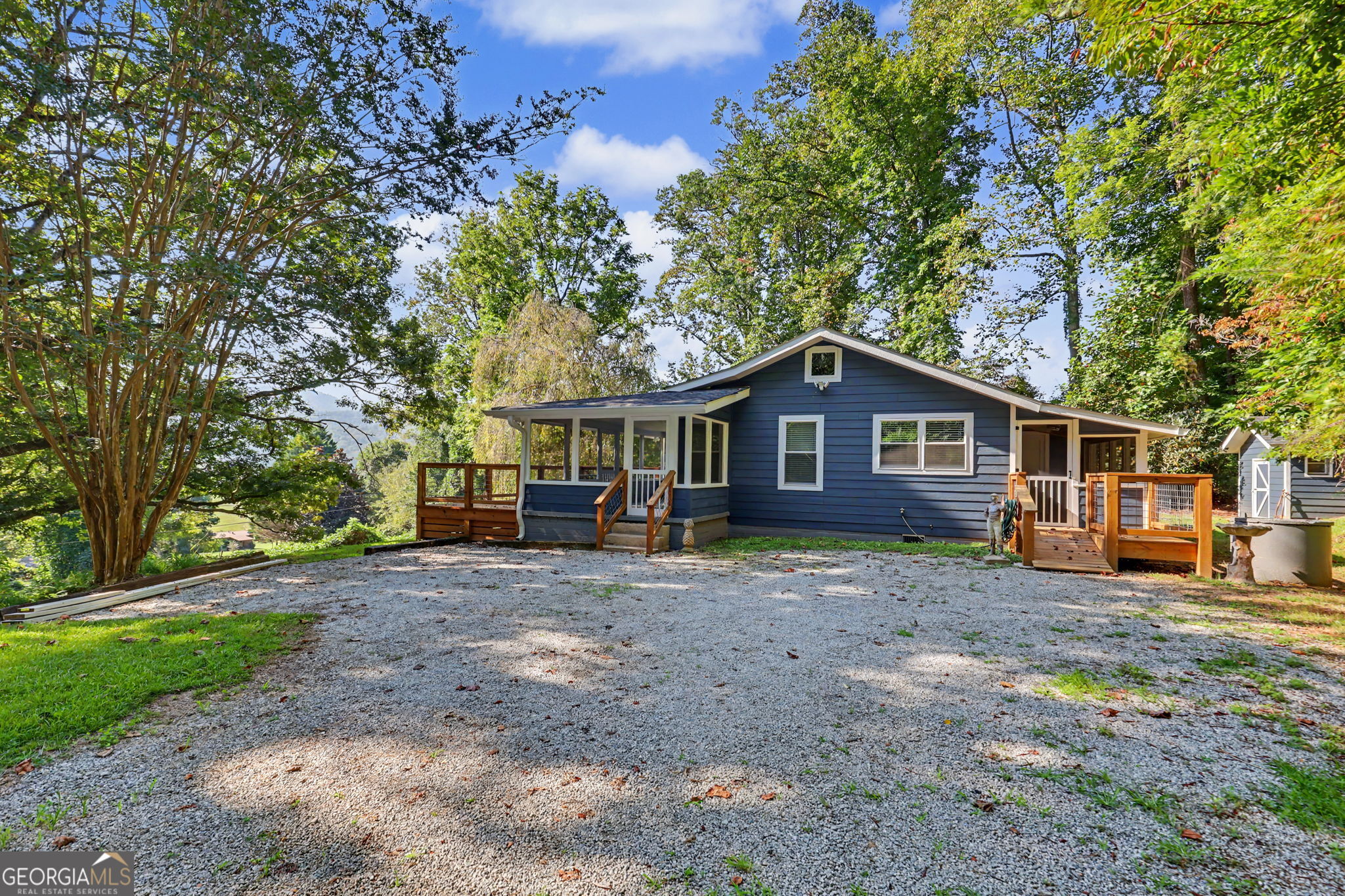 5093 Wolffork Road Property Photo 10