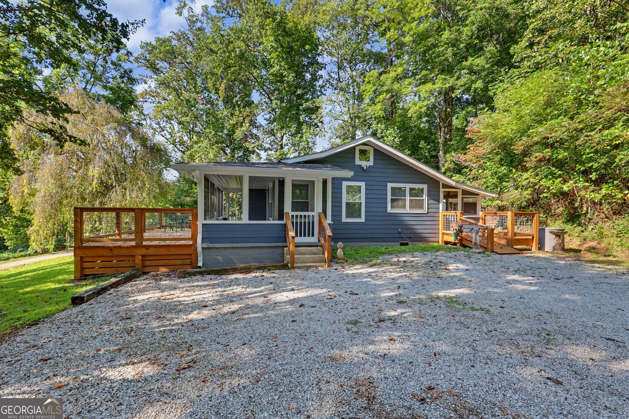 5093 Wolffork Road Property Photo 11