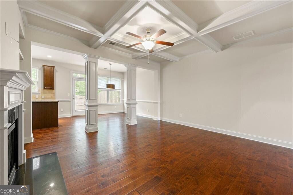 2462 Whiteoak Run Se # 18 Property Photo 6