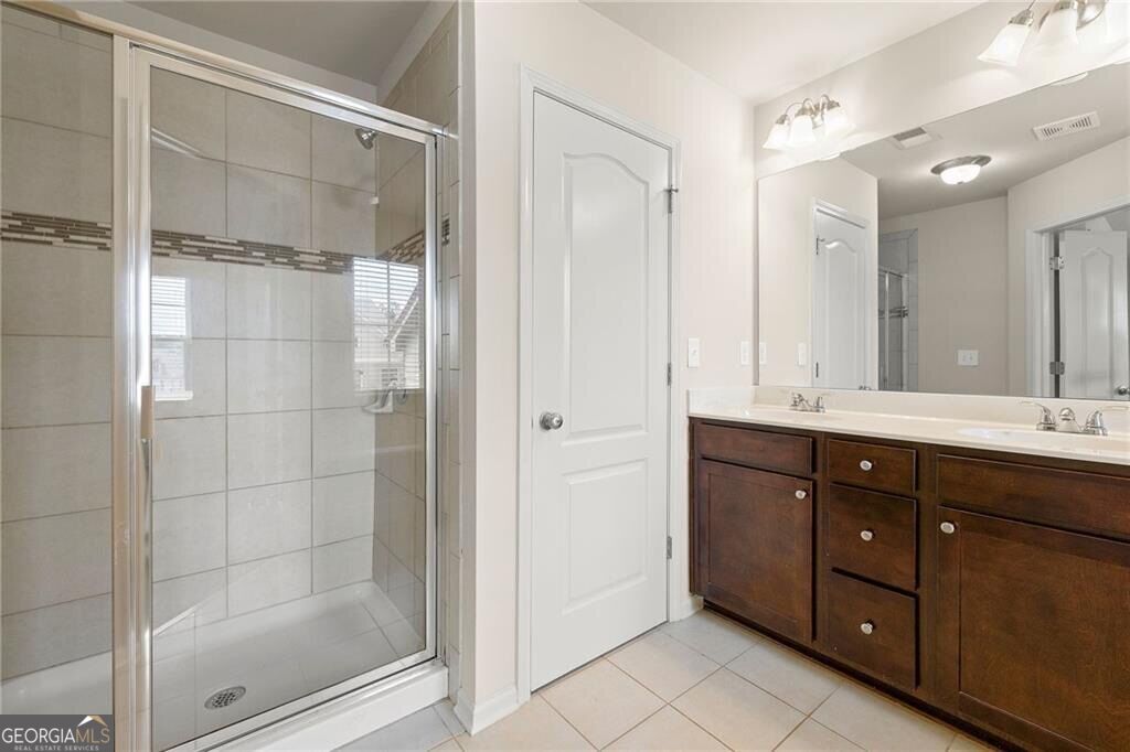 2462 Whiteoak Run Se # 18 Property Photo 15