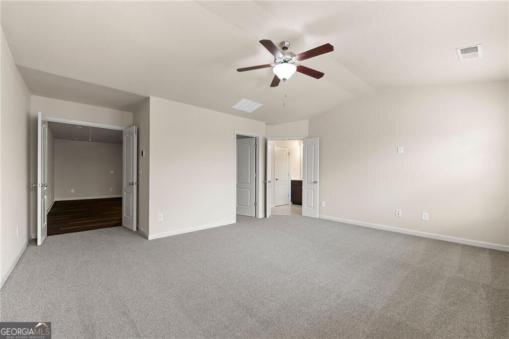 2462 Whiteoak Run Se # 18 Property Photo 18