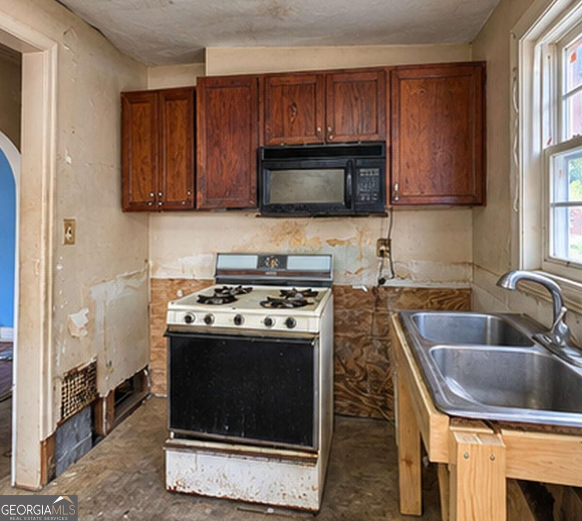 1779 S Gordon Street Sw Property Photo 7