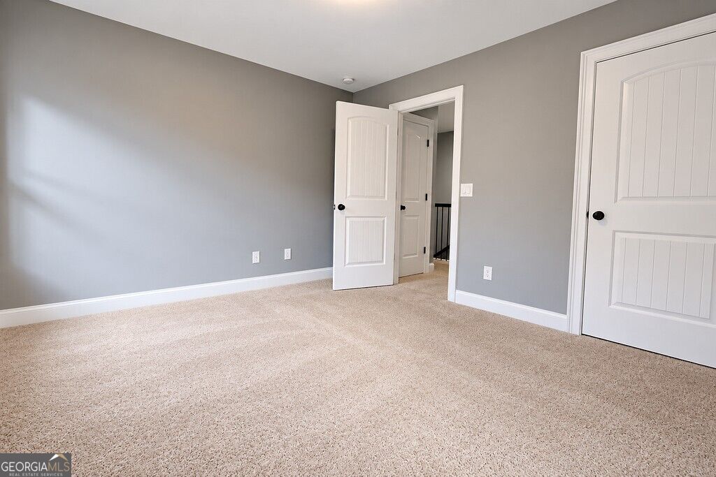 6 Creekside Bluff Property Photo 15