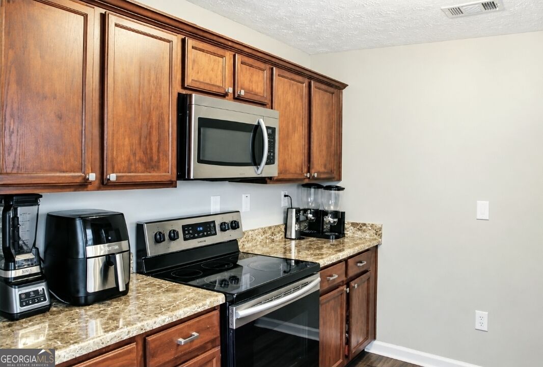 6218 Avery Street Sw Property Photo 10