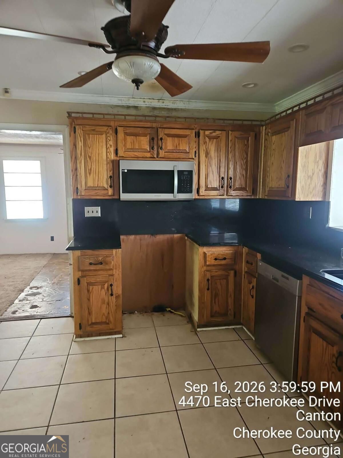 4470 E Cherokee Drive Property Photo 6