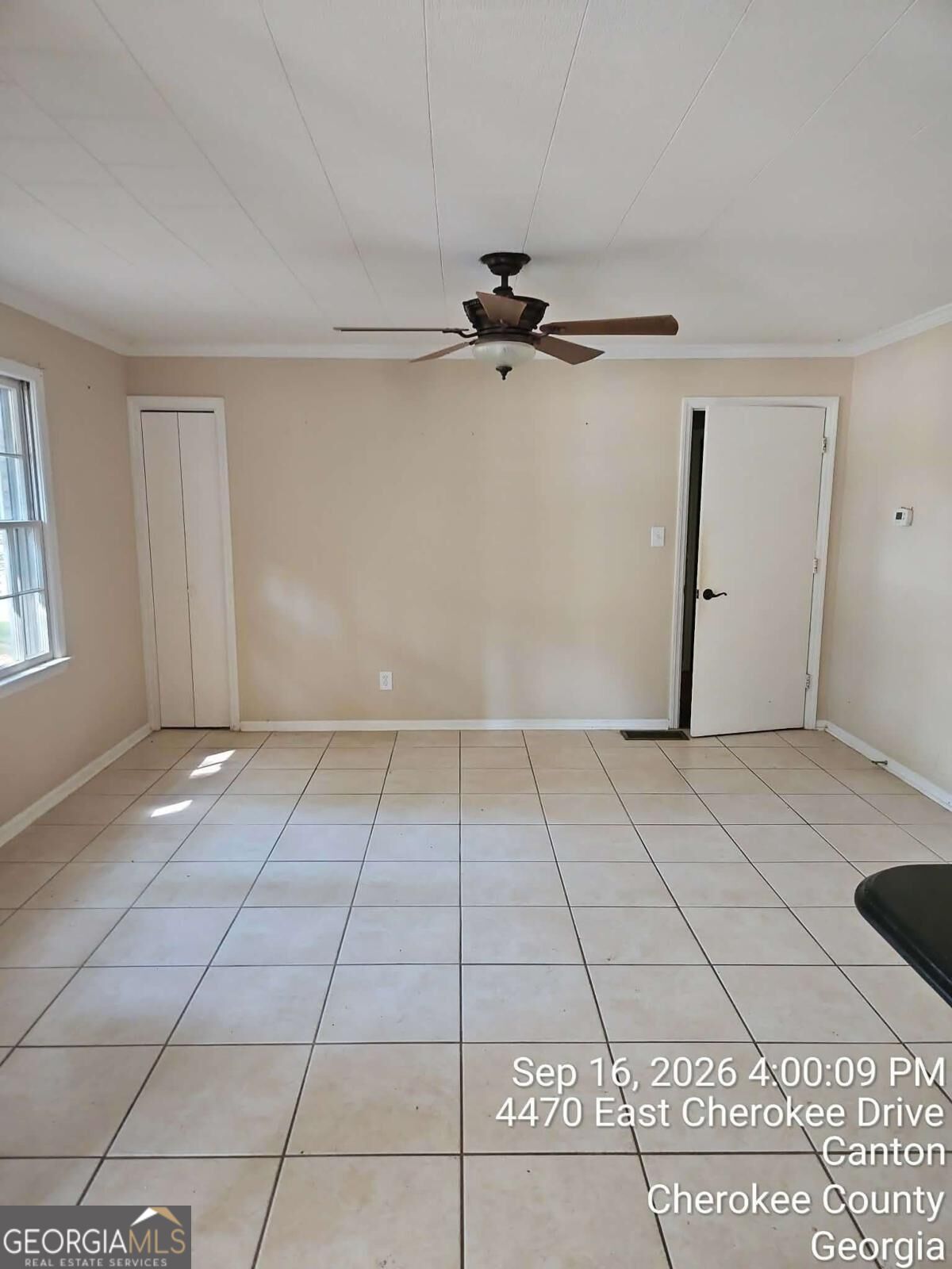 4470 E Cherokee Drive Property Photo 9