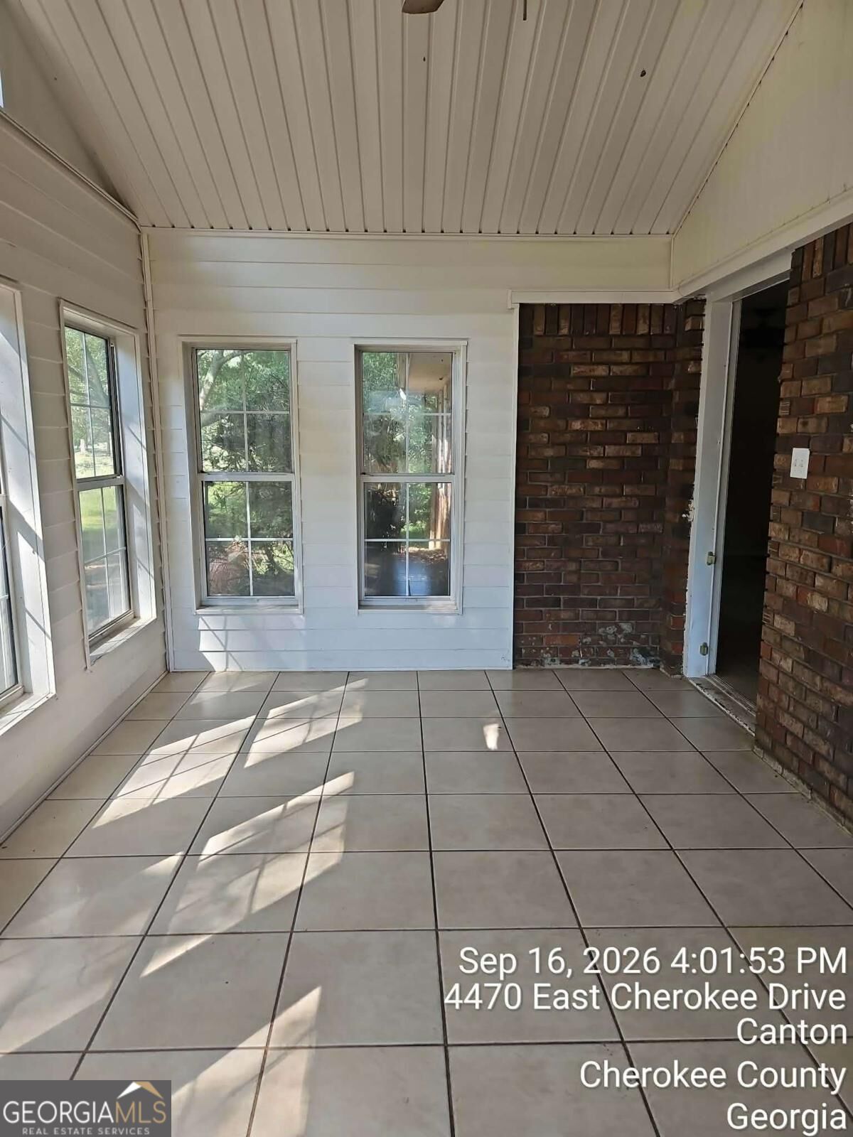 4470 E Cherokee Drive Property Photo 10