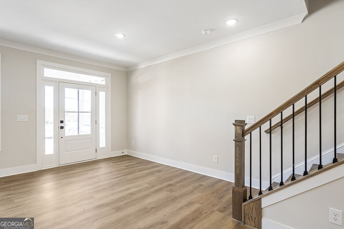152 Palm Street Property Photo 6
