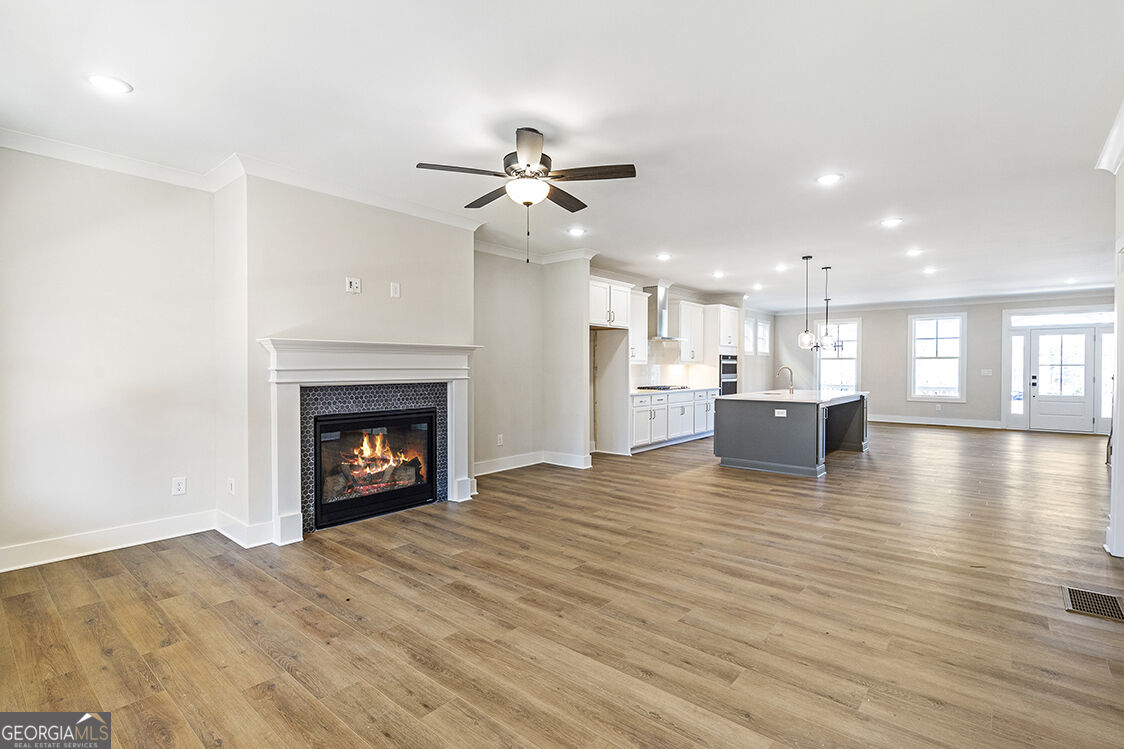 152 Palm Street Property Photo 13