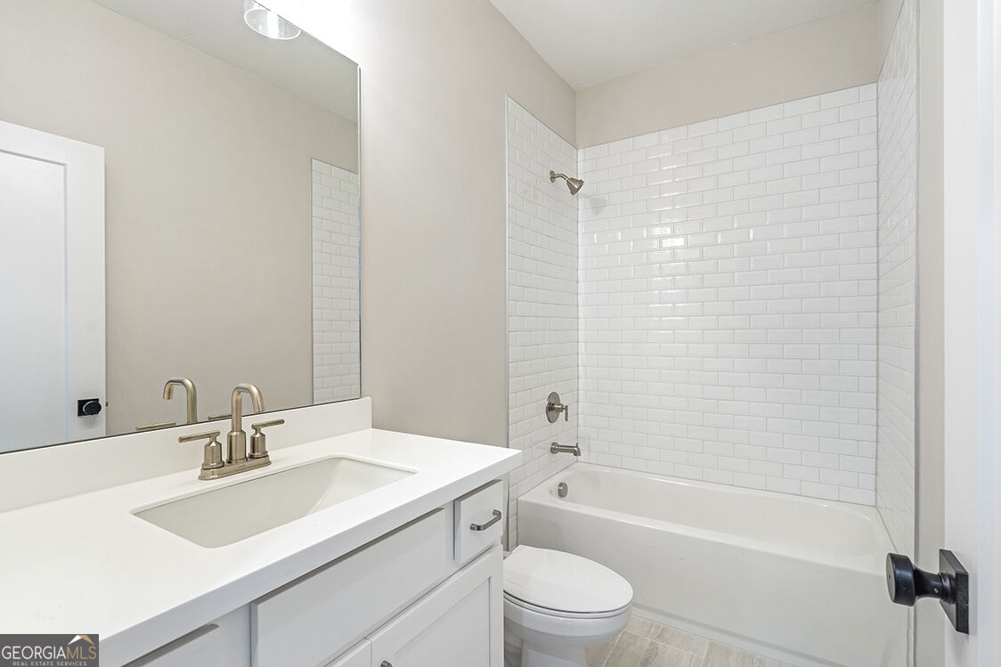 152 Palm Street Property Photo 27
