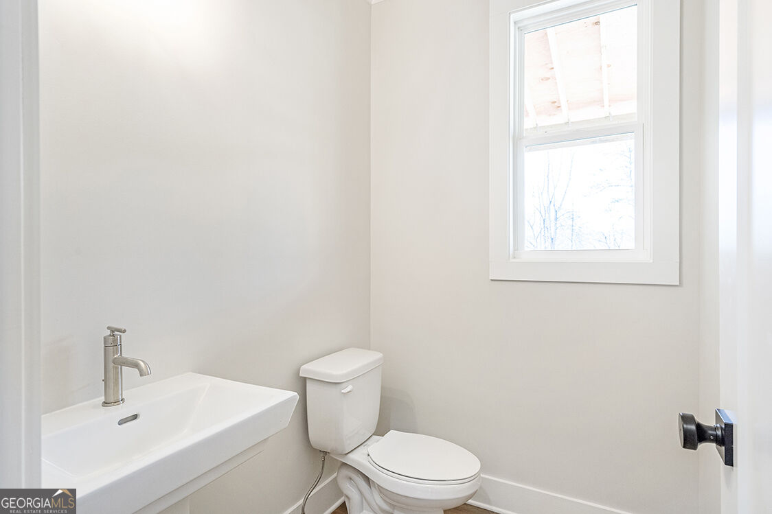 152 Palm Street Property Photo 28