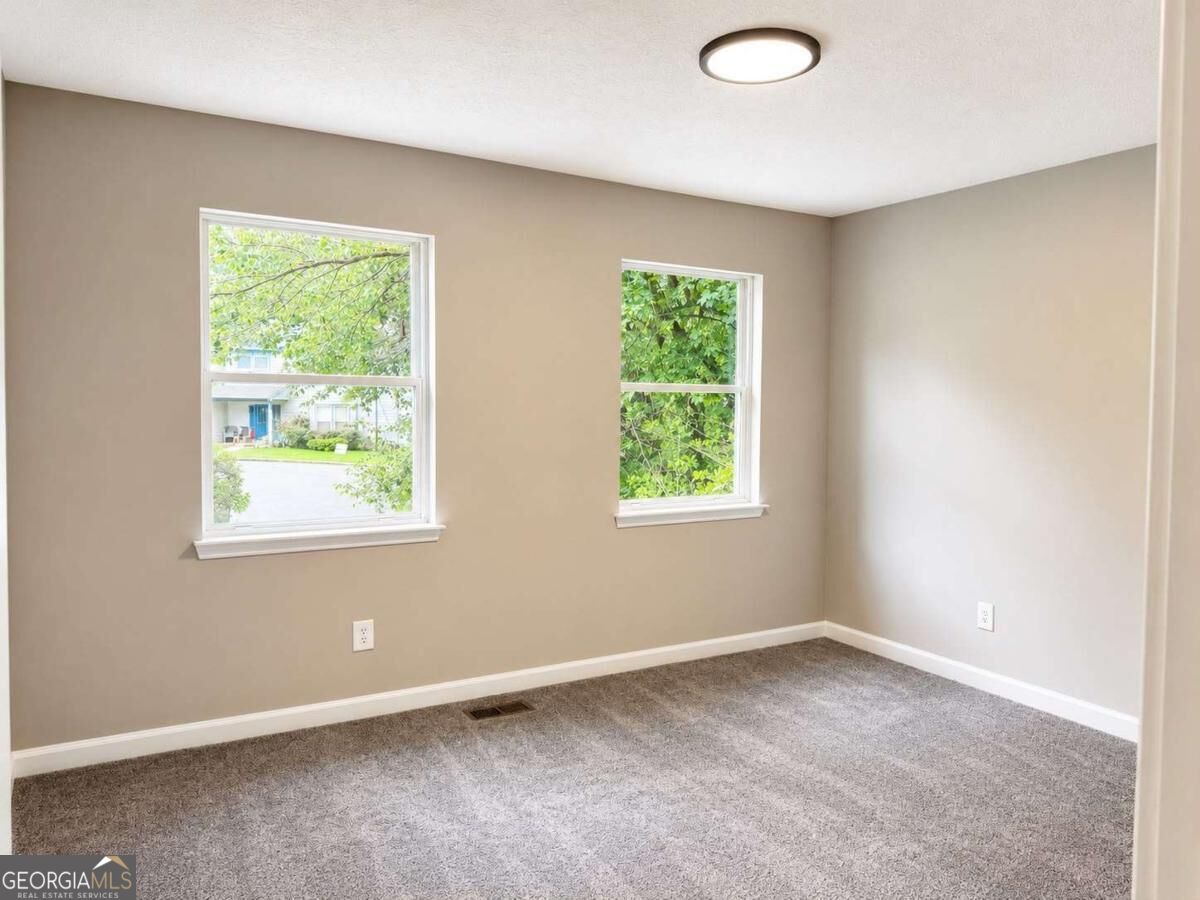 10535 Virginia Pine Lane Property Photo 9