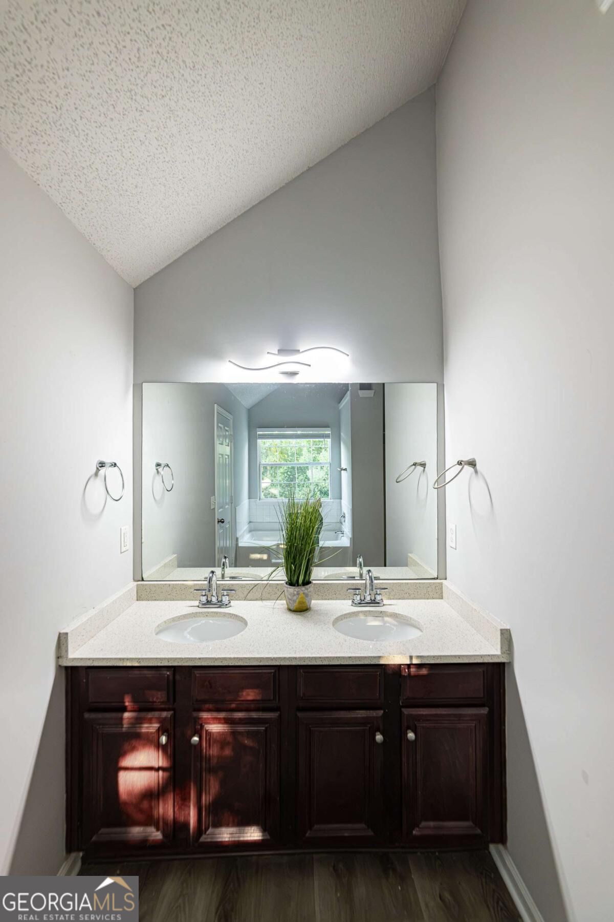 596 Vaughan Drive Property Photo 75
