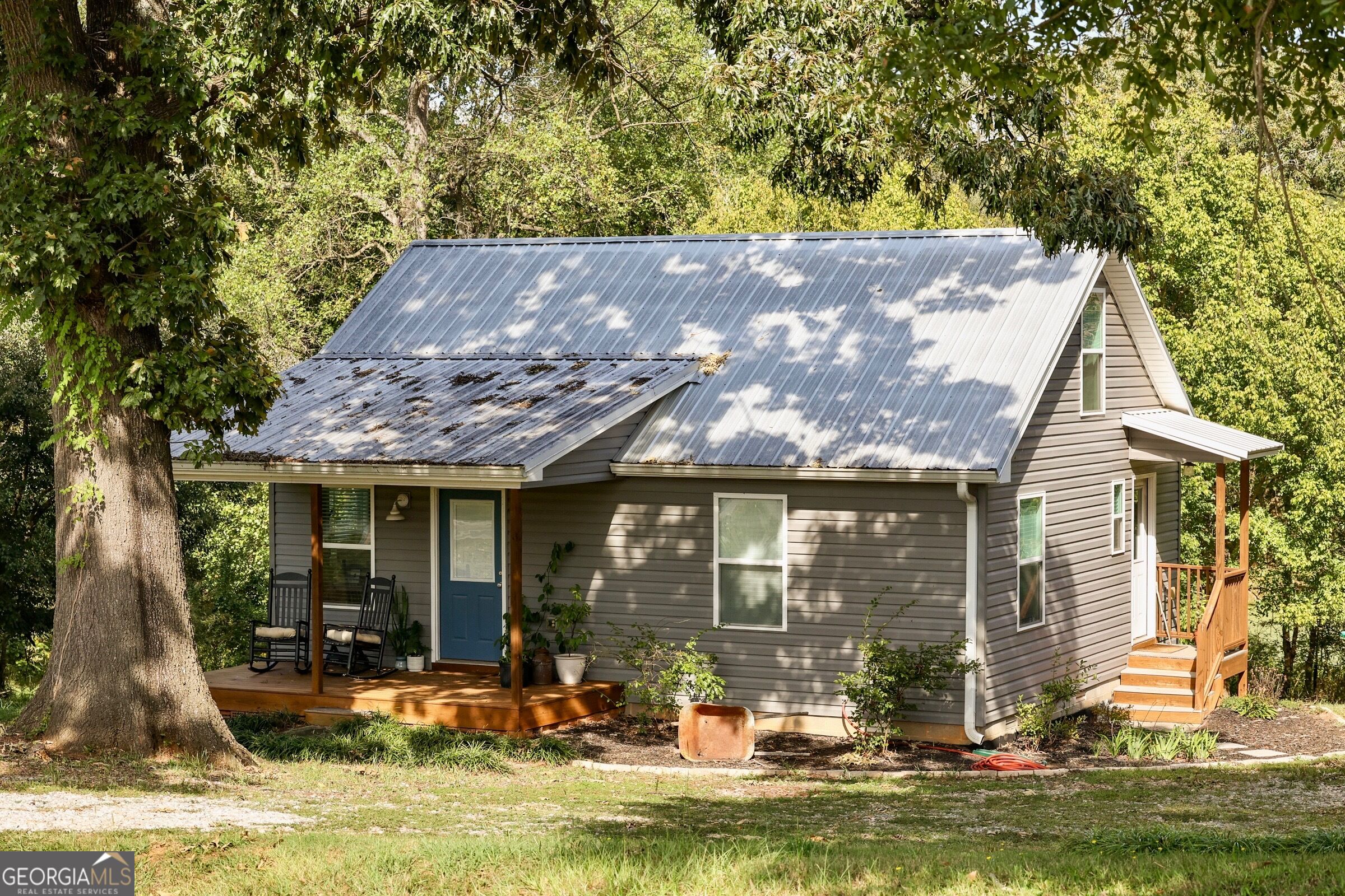 613 Chambers Road Property Photo 1