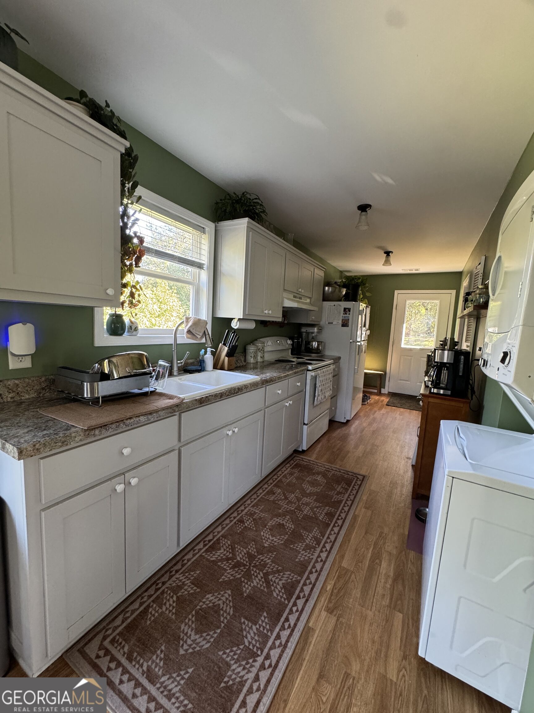 613 Chambers Road Property Photo 33