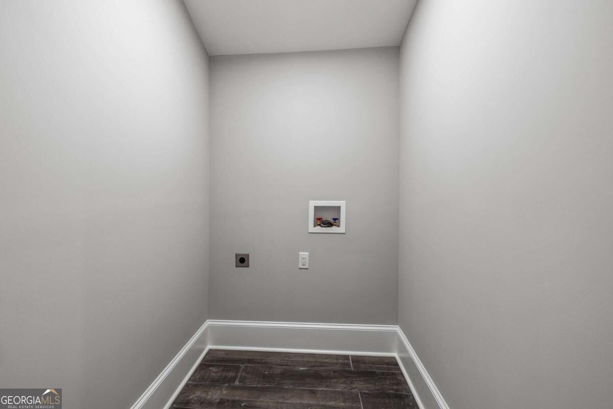 501 Harris Street Property Photo 13