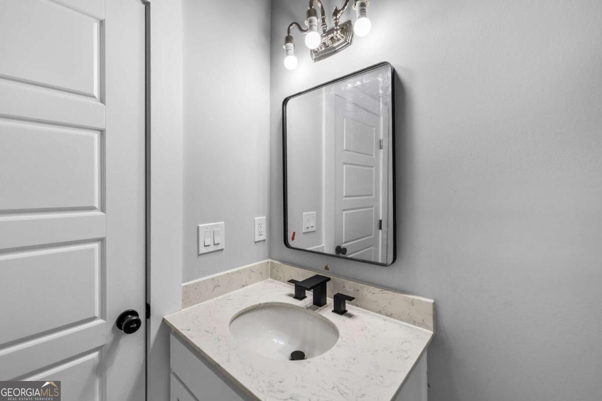 501 Harris Street Property Photo 16