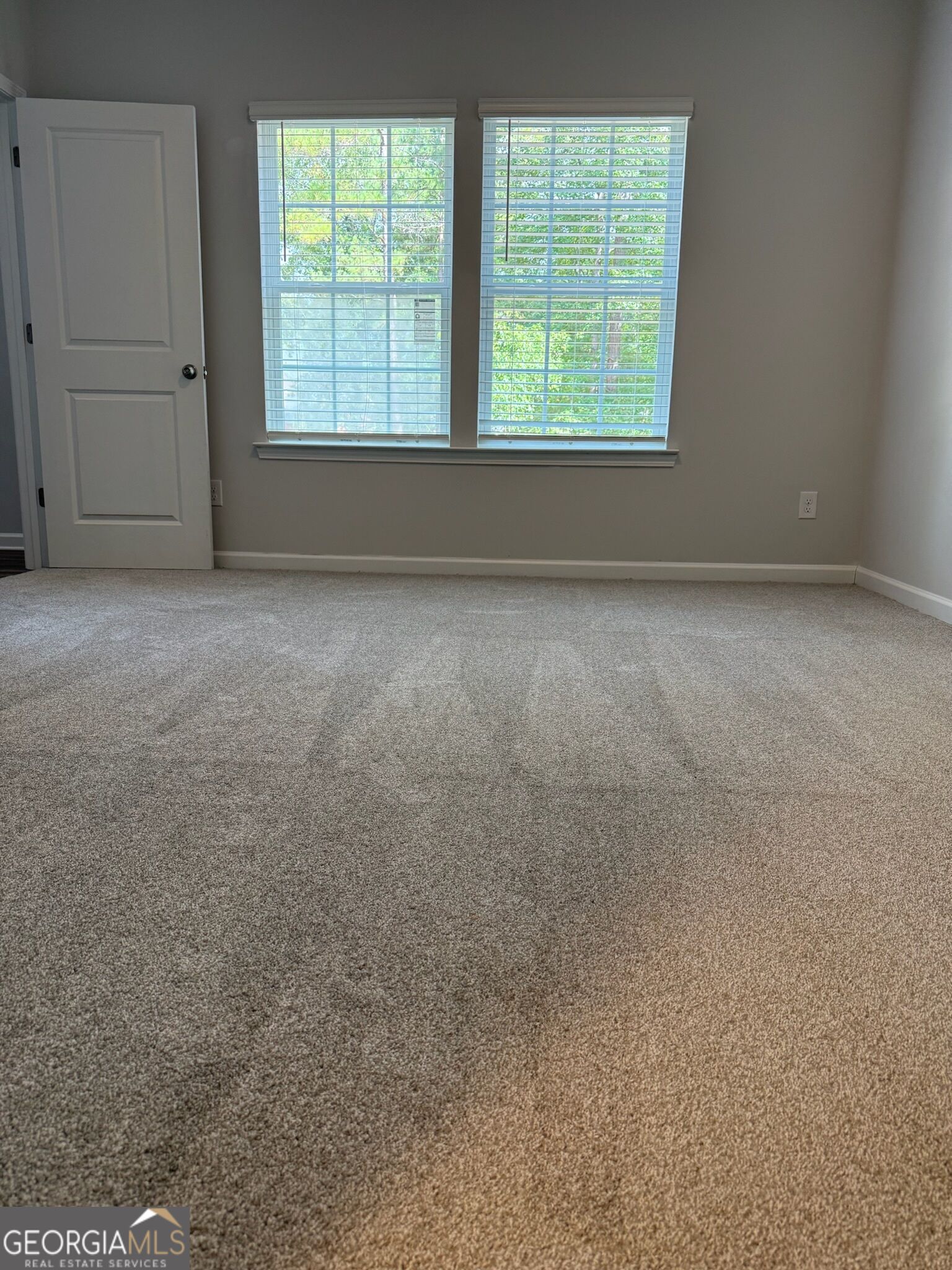 120 Hampton Way Property Photo 16