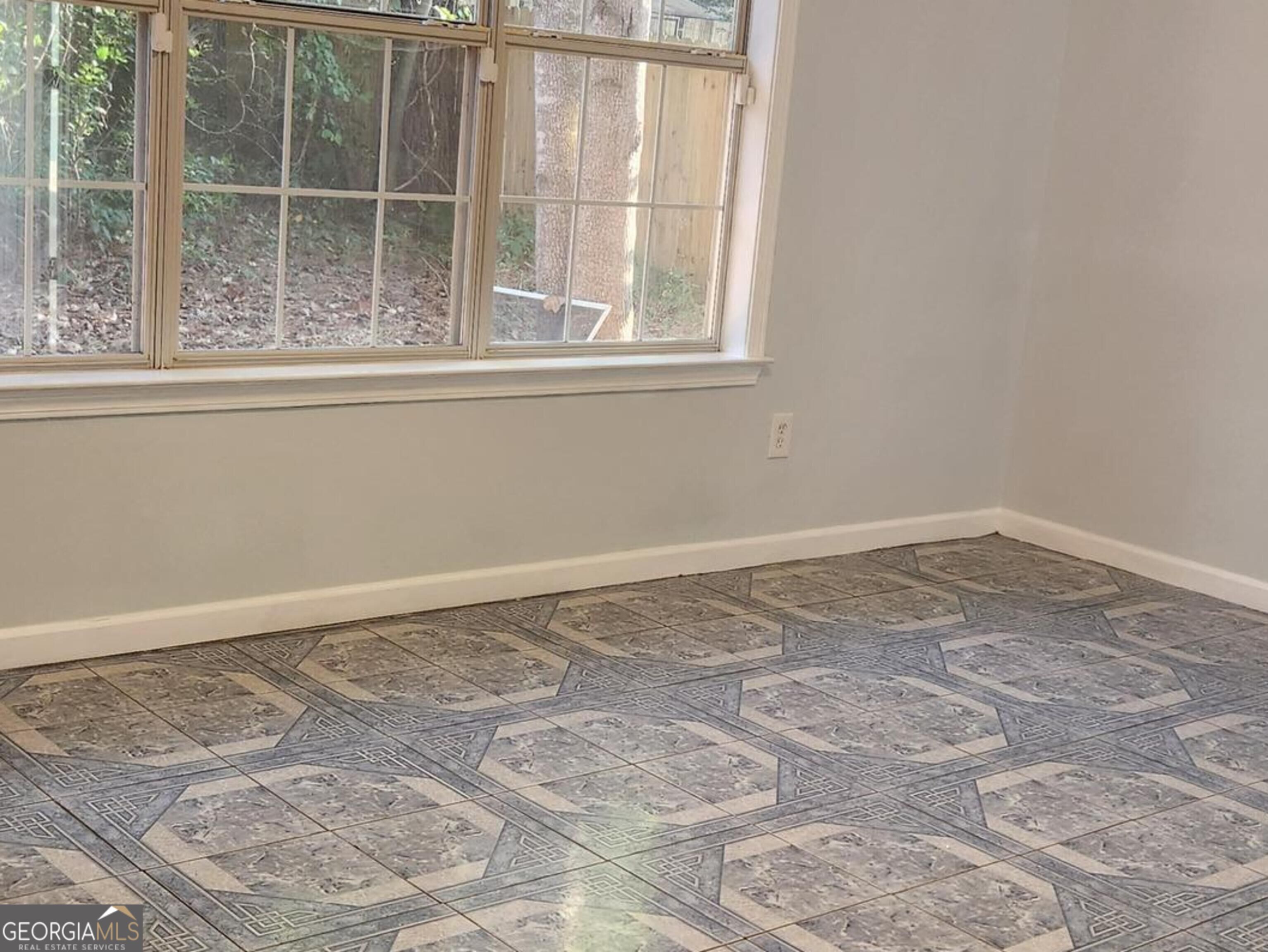 10883 Knotty Pine Place Property Photo 6