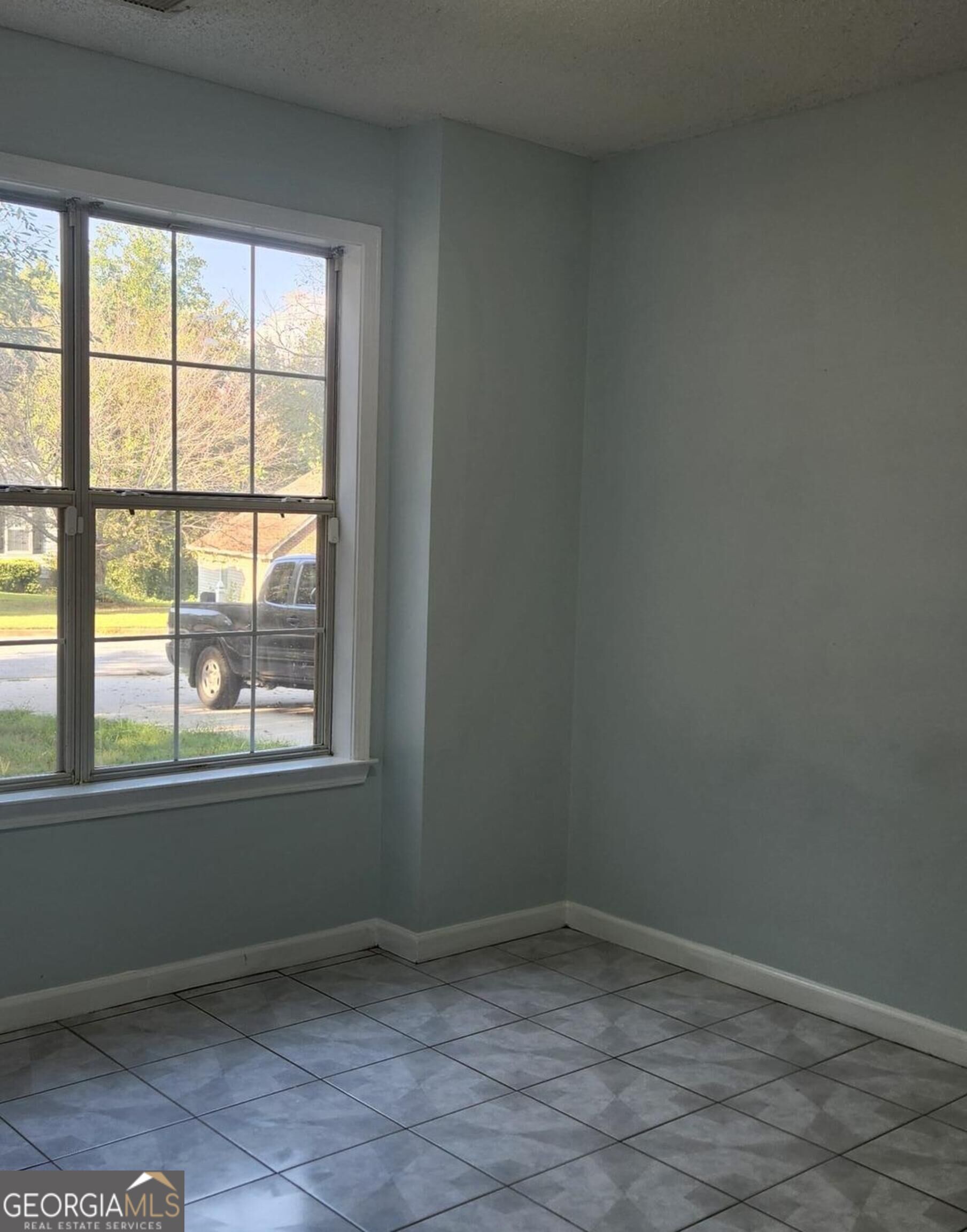 10883 Knotty Pine Place Property Photo 9