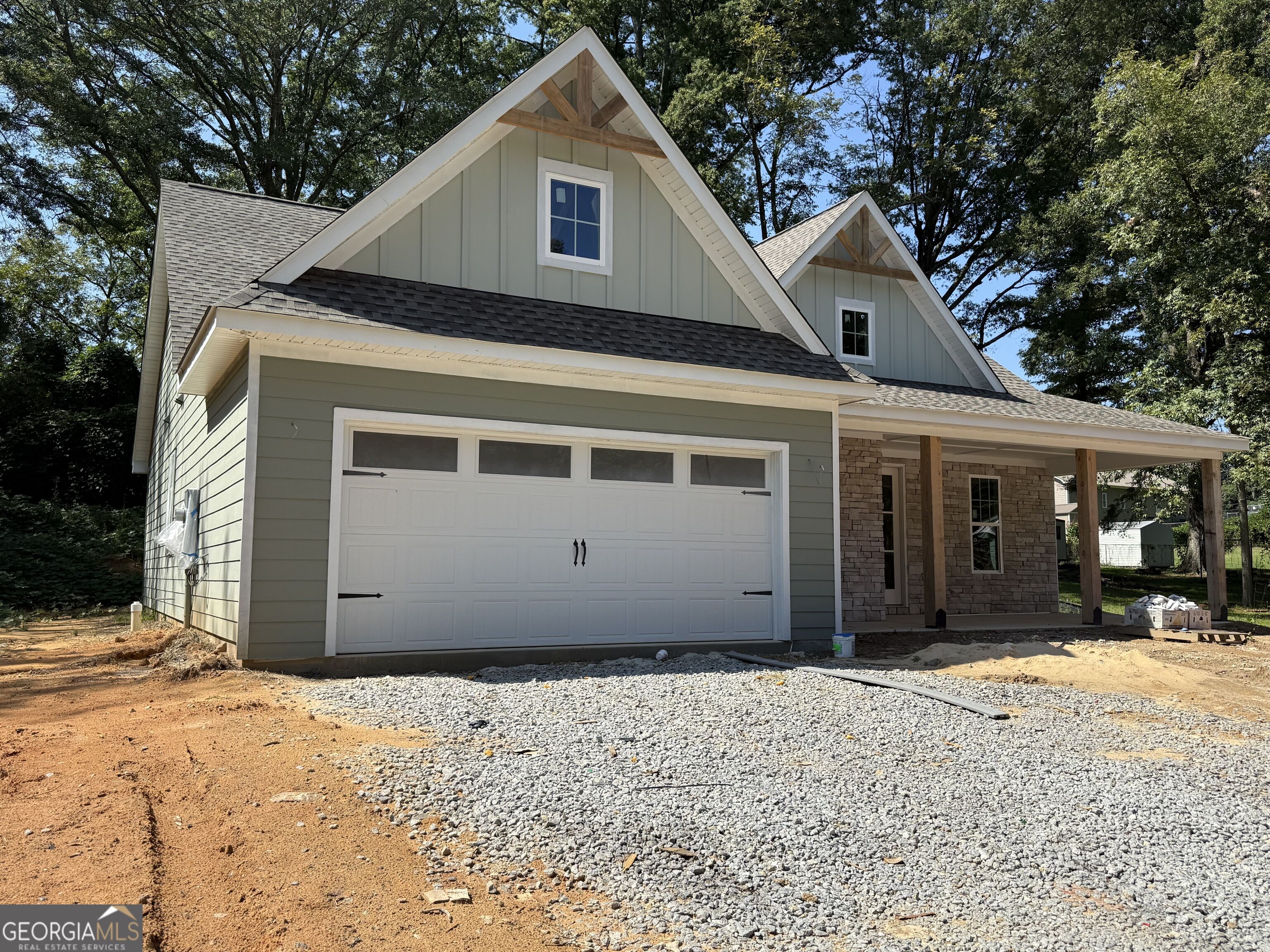 404 Walker Street Property Photo 1