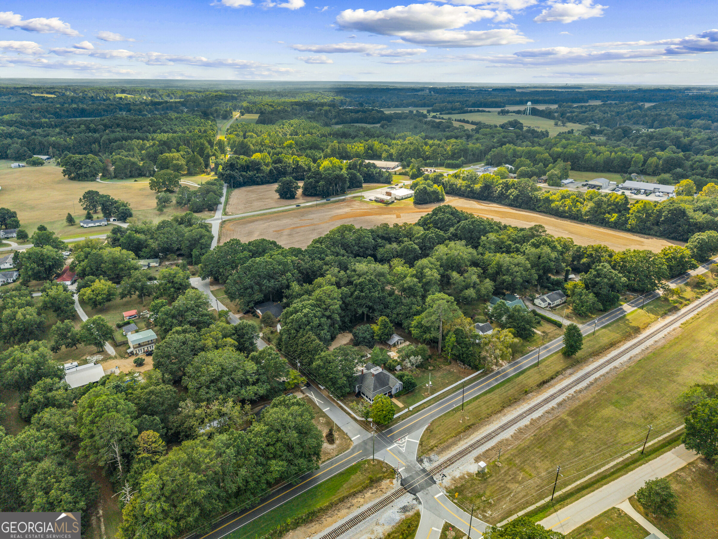 215 East Dixie Highway Property Photo 4