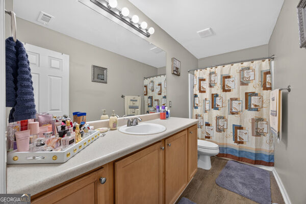 1570 Louise Anderson Drive Property Photo 20