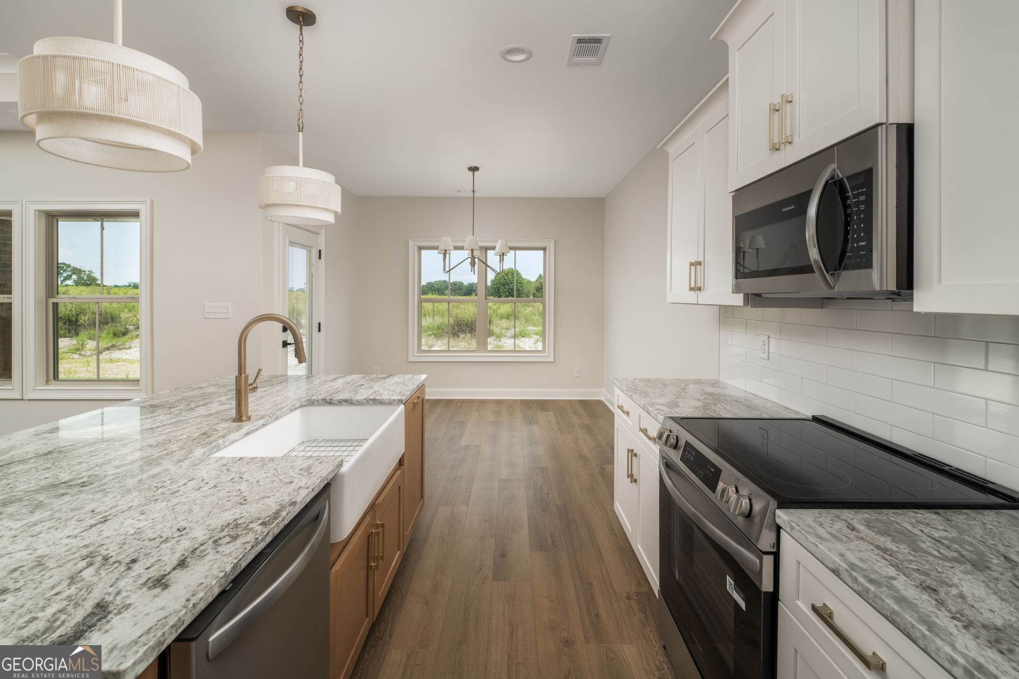 130 Early Drive Property Photo 11
