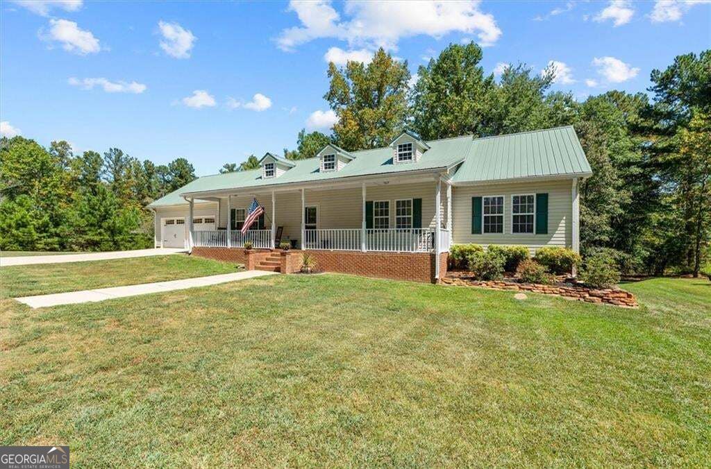 51 Moon Road Property Photo 4