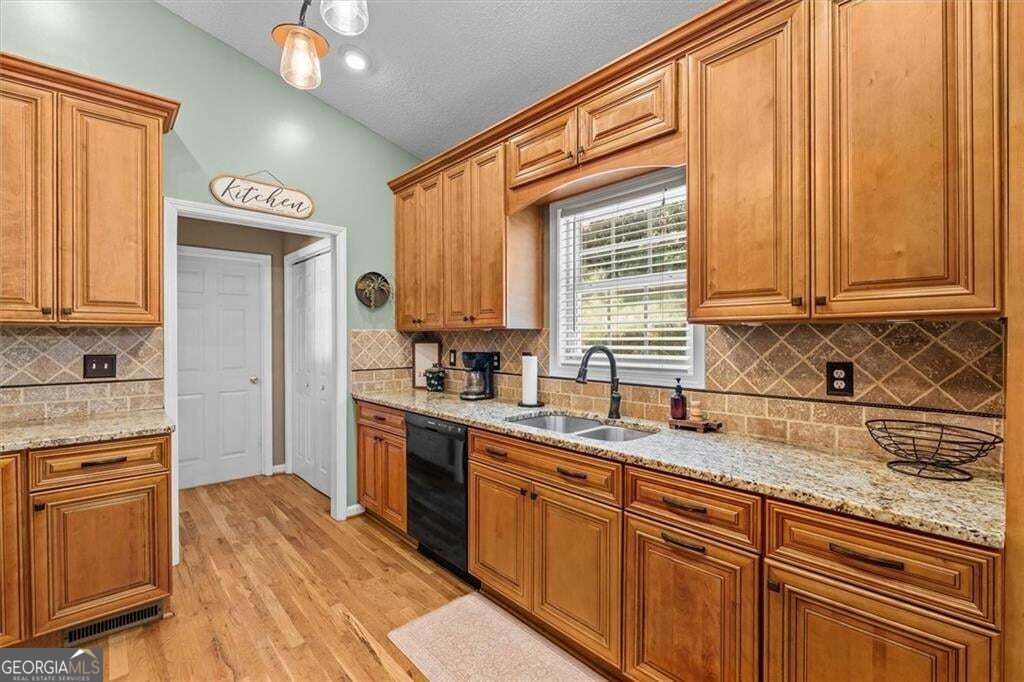 51 Moon Road Property Photo 14