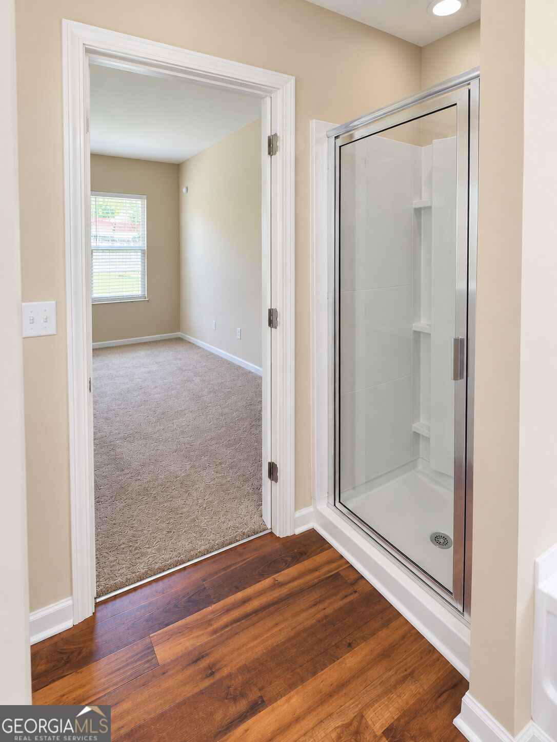 4160 Lindbergh Way Property Photo 4