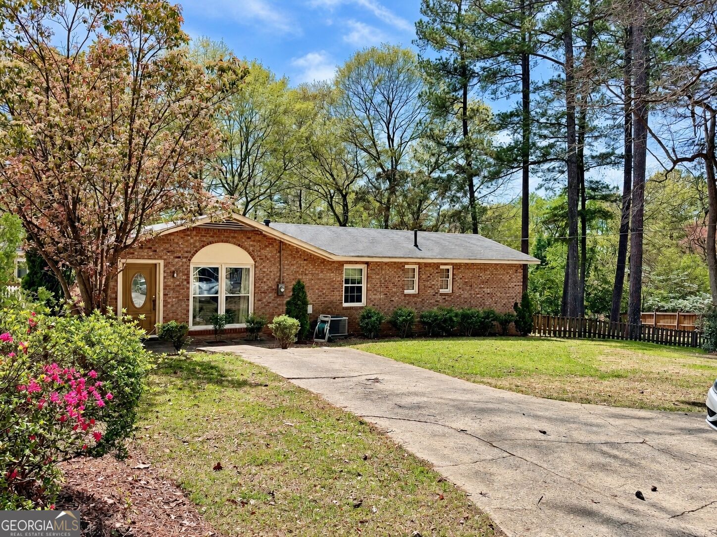 1945 Harts Mill Road Ne Property Photo 1