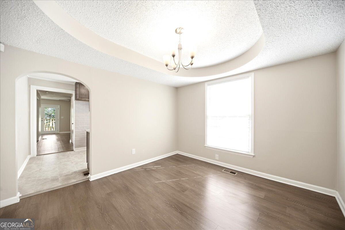 751 Skyview Drive Ne Property Photo 9