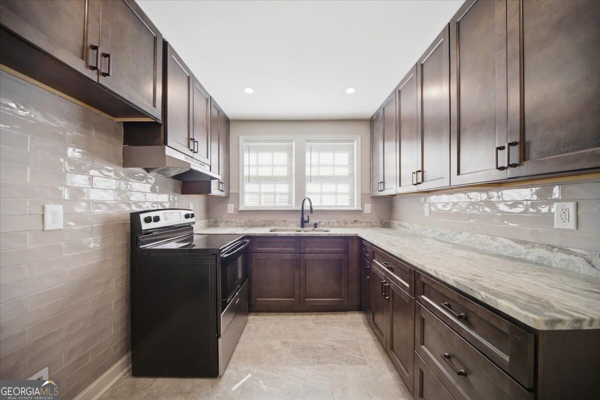 751 Skyview Drive Ne Property Photo 14