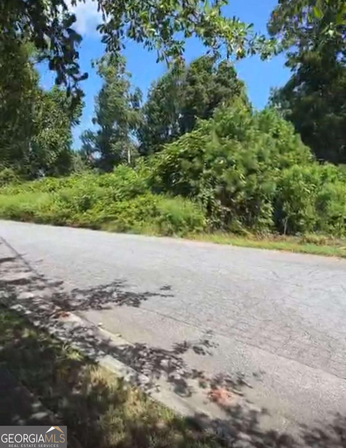 5871 Community Road Se Property Photo 3