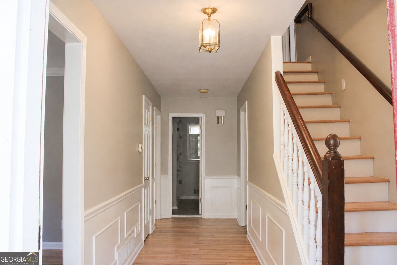 1680 Huntington Drive Property Photo 6
