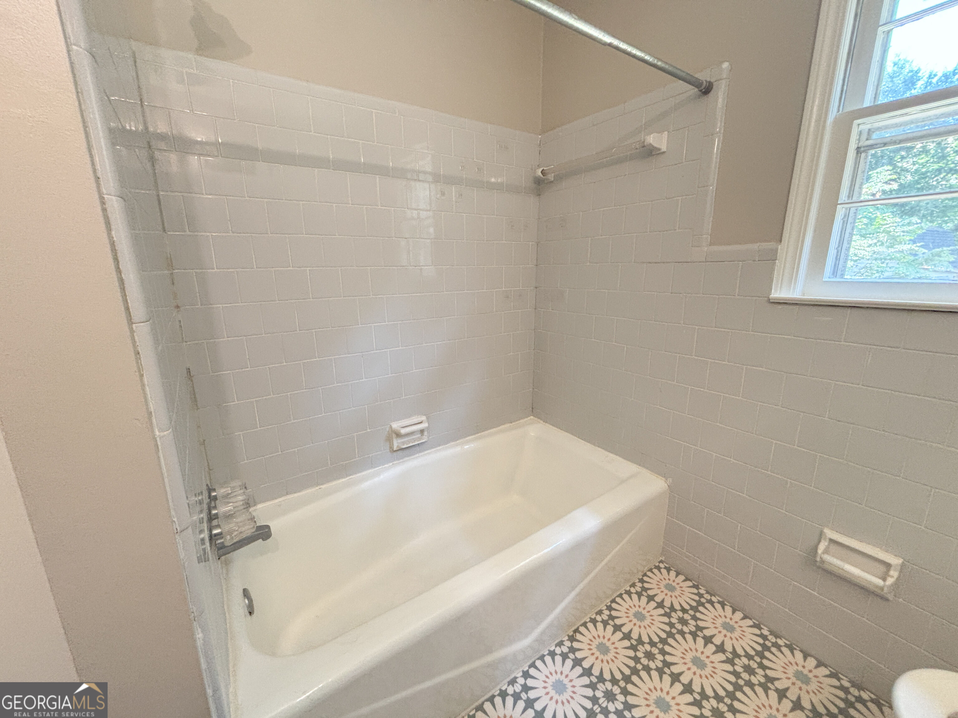 1680 Huntington Drive Property Photo 22