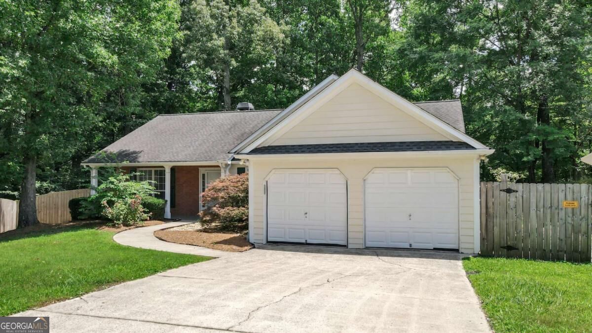 2701 Abbotts Glen Place NW Property Photo 1