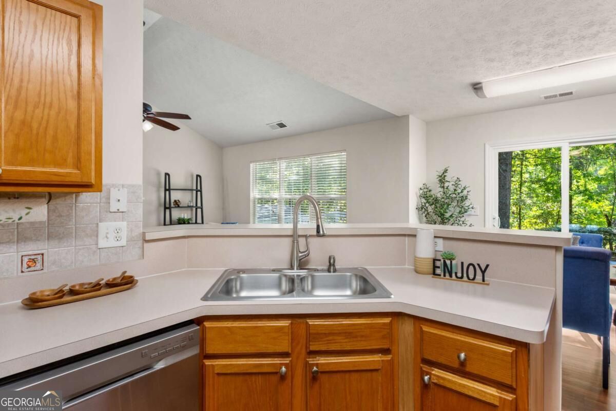 2701 Abbotts Glen Place Nw Property Photo 24