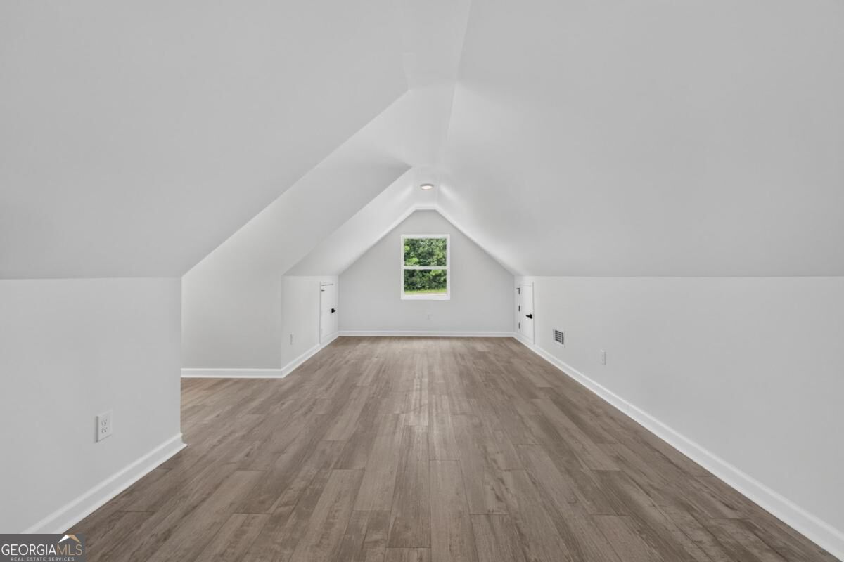 1020 Oakridge Drive Property Photo 29