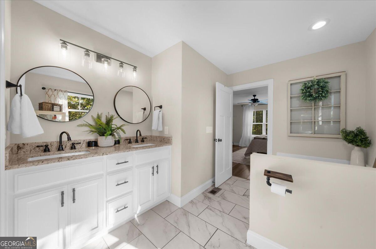 430 Silas Road Property Photo 12