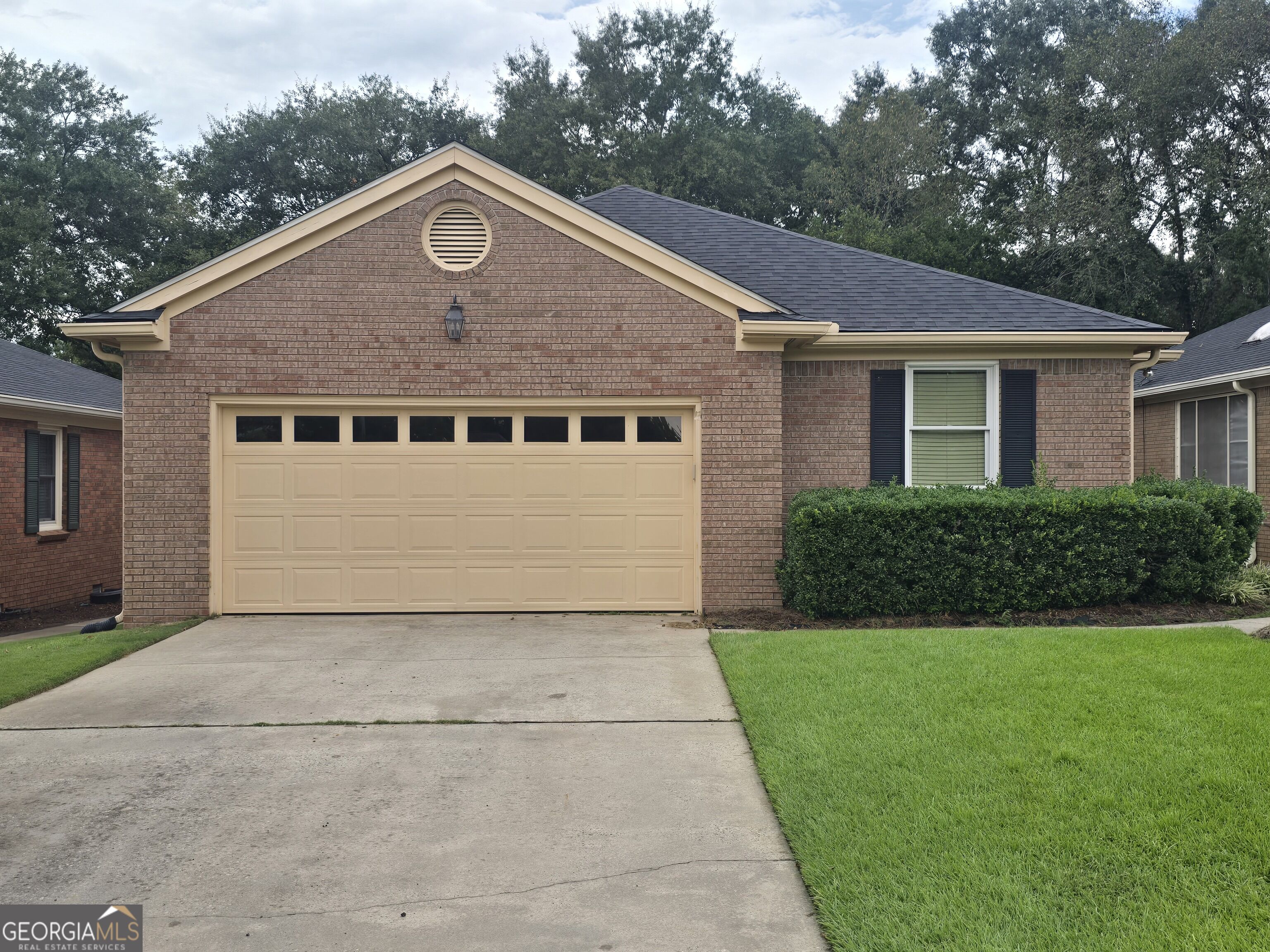 206 Echo Lane Property Photo 1