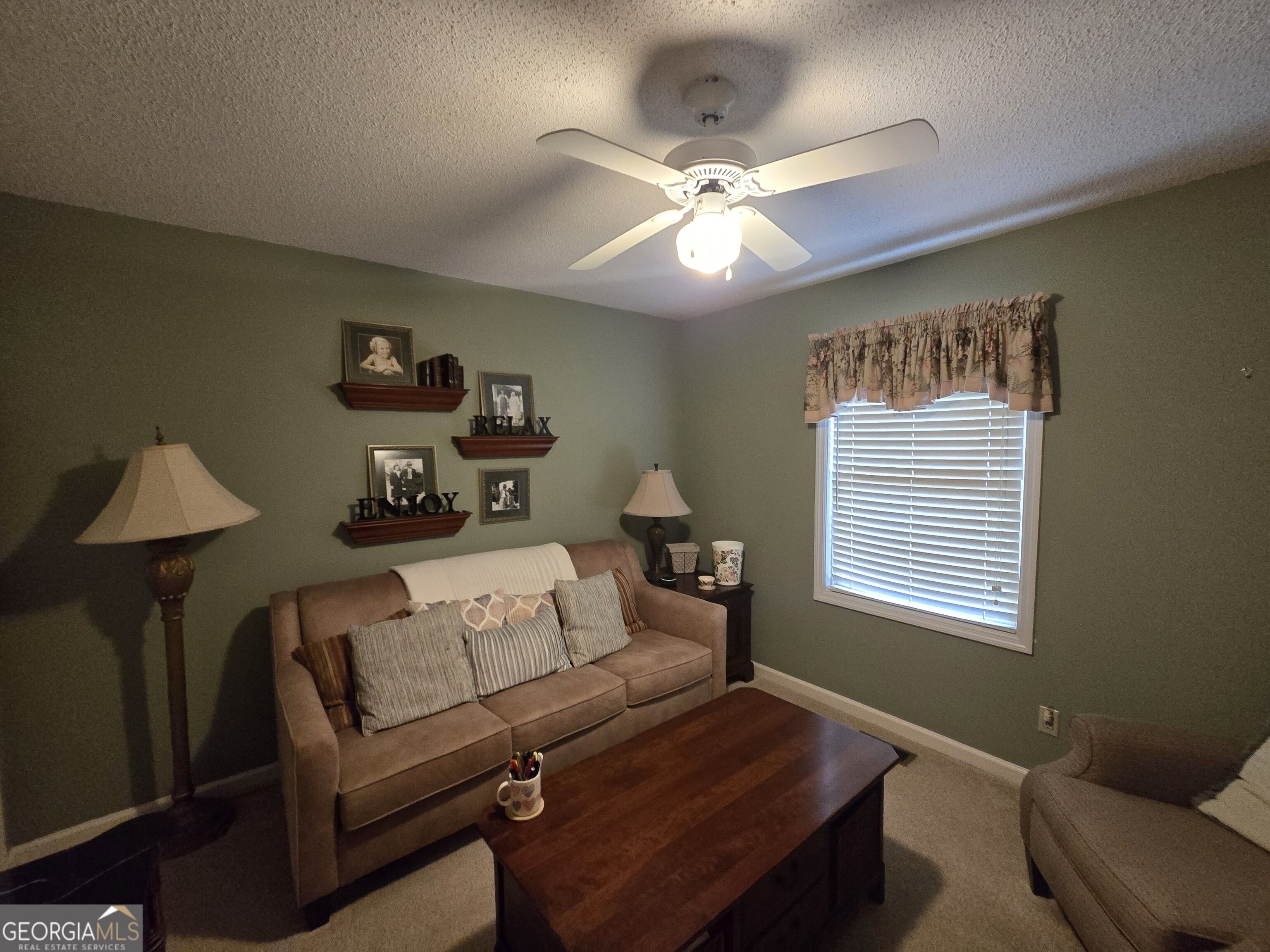 206 Echo Lane Property Photo 16