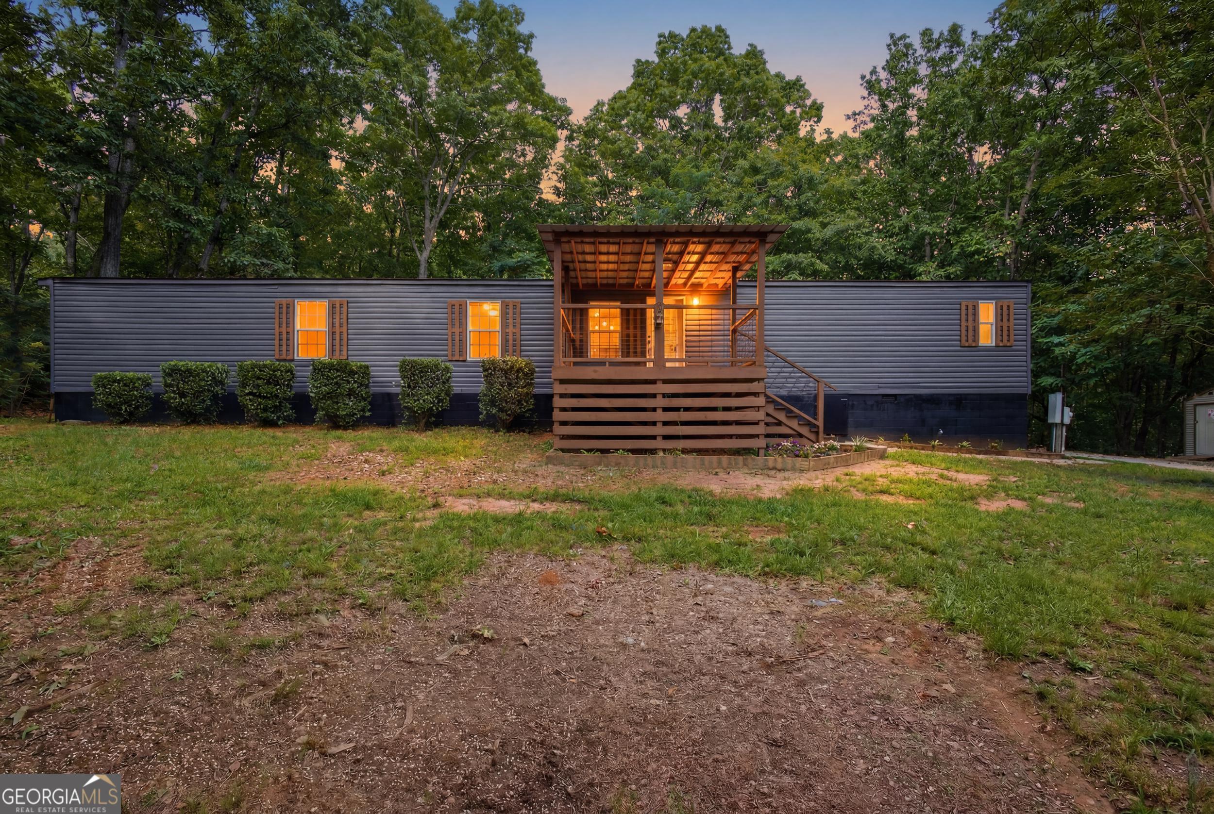 450 Snowy River Place Property Photo 1
