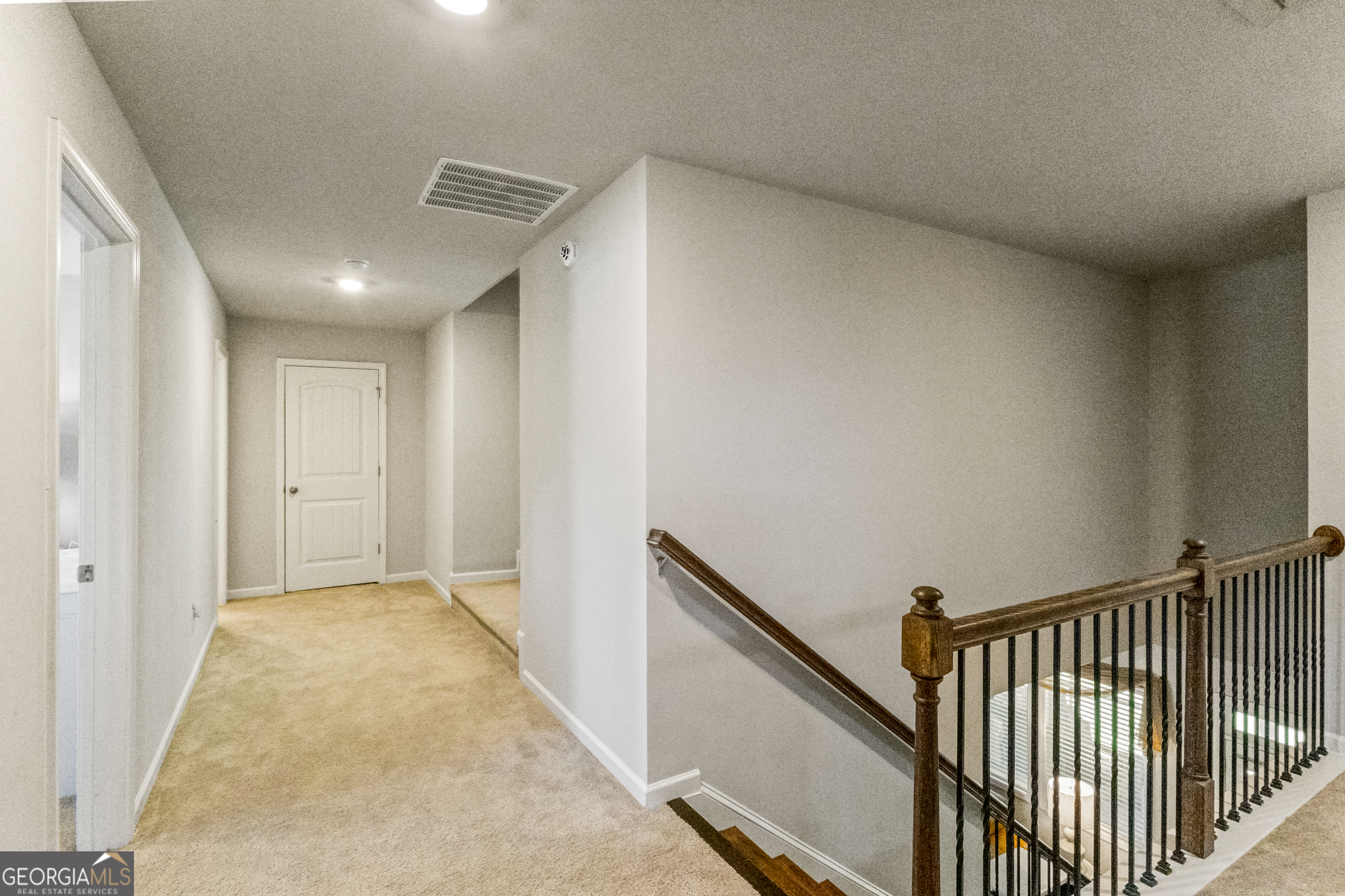 660 Genesee Point Property Photo 32