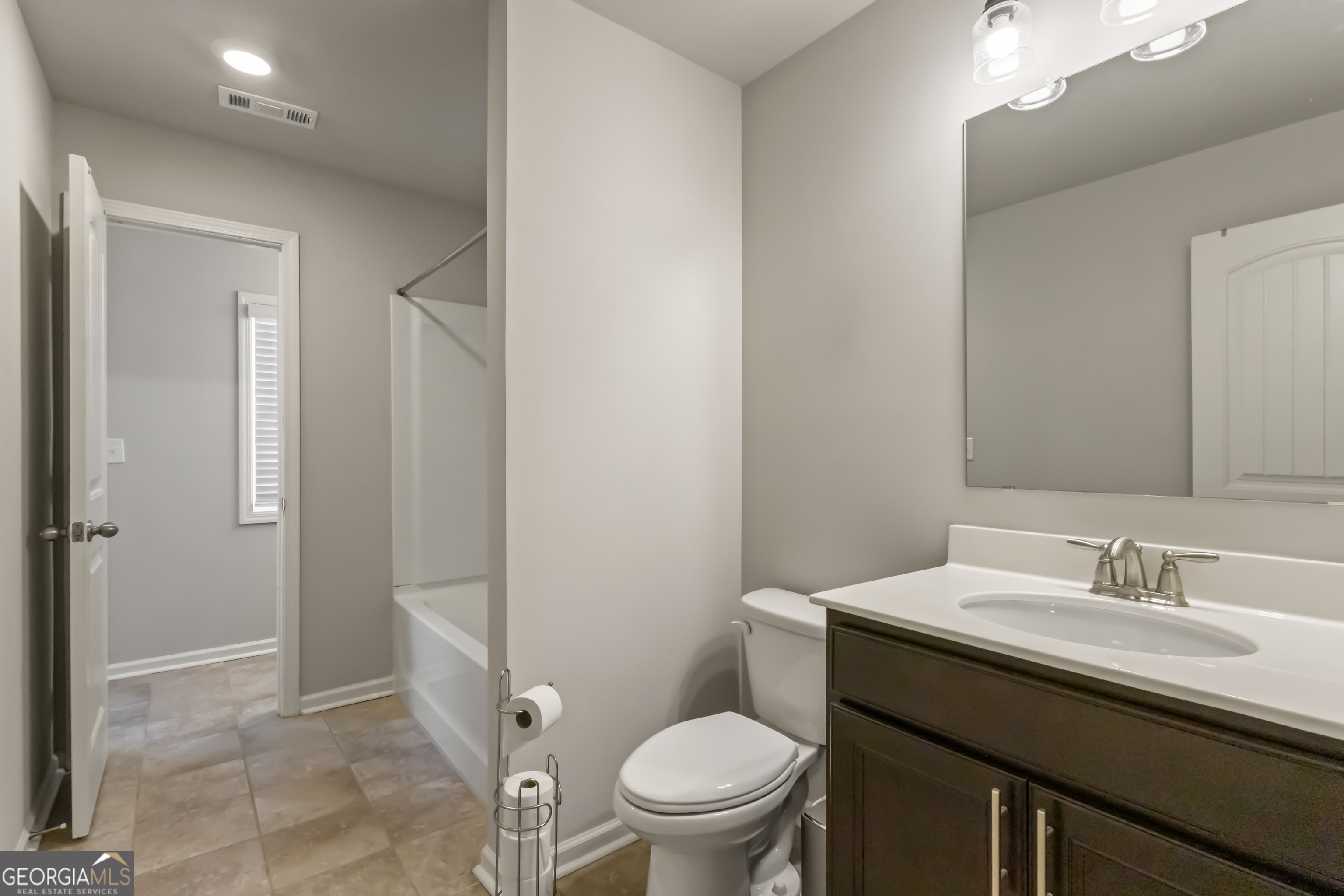660 Genesee Point Property Photo 39