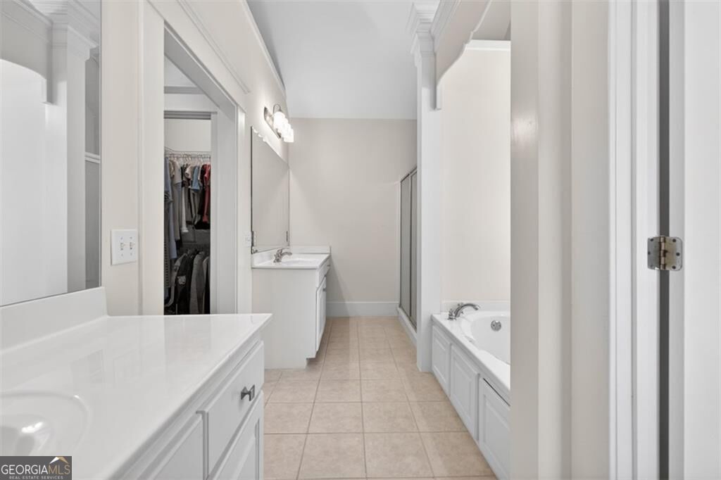 667 Wellington Drive Property Photo 36