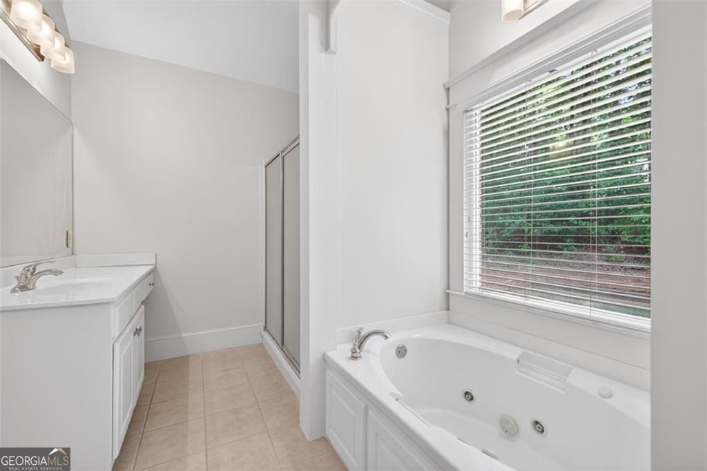 667 Wellington Drive Property Photo 37